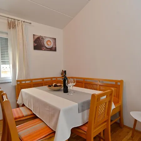 شقة Senada 1503 *