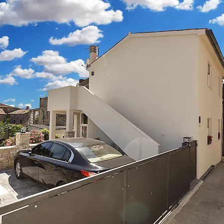 شقة Senada 1503 *