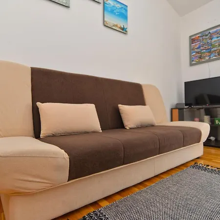 Senada 1503 Apartman *