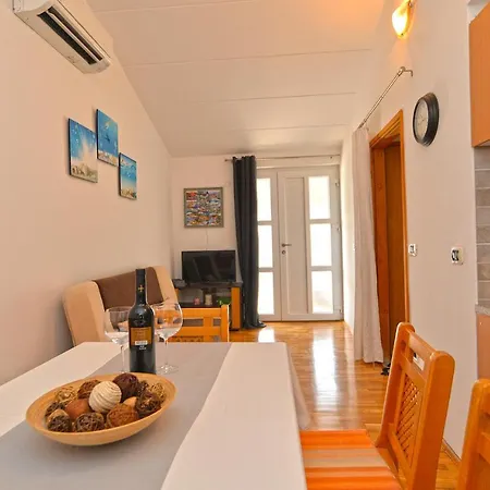 Senada 1503 Apartman *